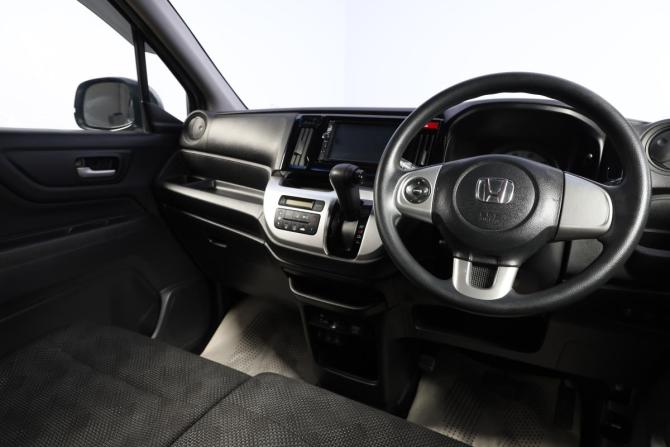 Honda N-WGN I Рестайлинг с пробегом 2018 года, цена 899 000 рублей, 64288 км, хэтчбек, Автокод Объявления