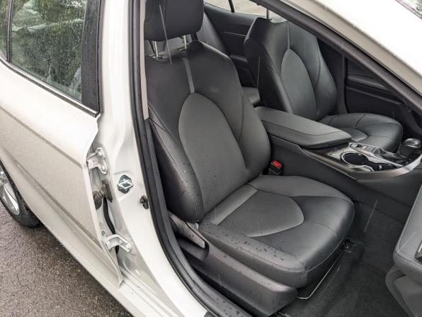 Toyota Camry VIII (XV70) Рестайлинг с пробегом 2021 года, цена 3 200 000 рублей, 13207 км, седан, Автокод Объявления