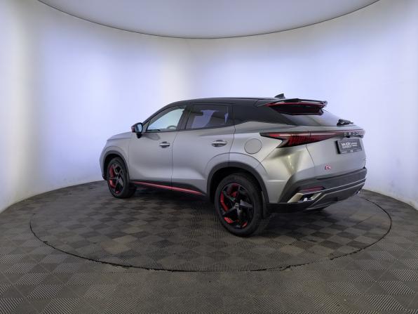 Omoda C5 I с пробегом 2023 года, цена 1 750 000 рублей, 32242 км, внедорожник, Автокод Объявления