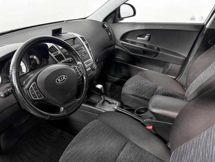 Kia Ceed I Санкт-Петербург  - изображение 9