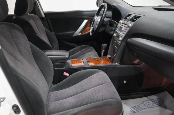 Toyota Camry VI (XV40) Рестайлинг с пробегом 2011 года, цена 1 099 000 рублей, 270000 км, седан, Автокод Объявления