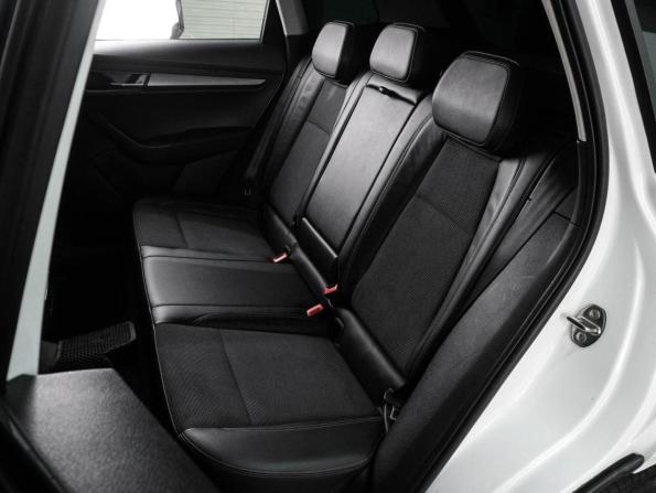Skoda Karoq I с пробегом 2020 года, цена 2 195 000 рублей, 132857 км, внедорожник, Автокод Объявления