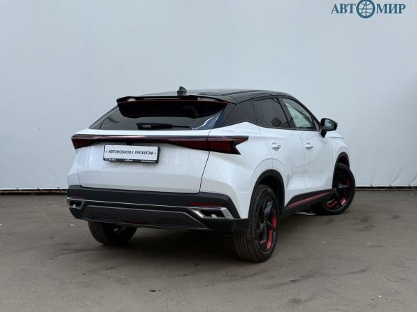 Omoda C5 I с пробегом 2023 года, цена 1 800 000 рублей, 18966 км, внедорожник, Автокод Объявления