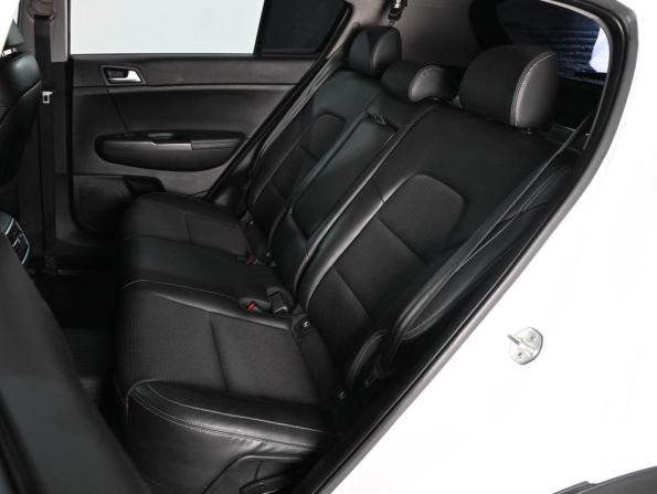 Kia Sportage IV Рестайлинг с пробегом 2018 года, цена 2 169 000 рублей, 104237 км, внедорожник, Автокод Объявления