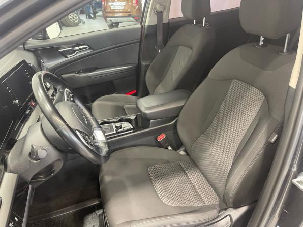 Kia Sportage V с пробегом 2022 года, цена 3 300 000 рублей, 44000 км, внедорожник, Автокод Объявления