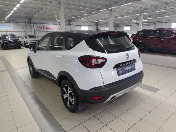 Renault Kaptur I Рестайлинг с пробегом 2021 года, цена 1 565 000 рублей, 76245 км, внедорожник, Автокод Объявления