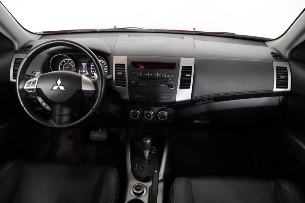 Mitsubishi Outlander II Рестайлинг Санкт-Петербург  - изображение 7