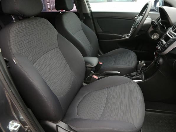 Hyundai Solaris I Рестайлинг с пробегом 2016 года, цена 1 026 000 рублей, 151600 км, седан, Автокод Объявления