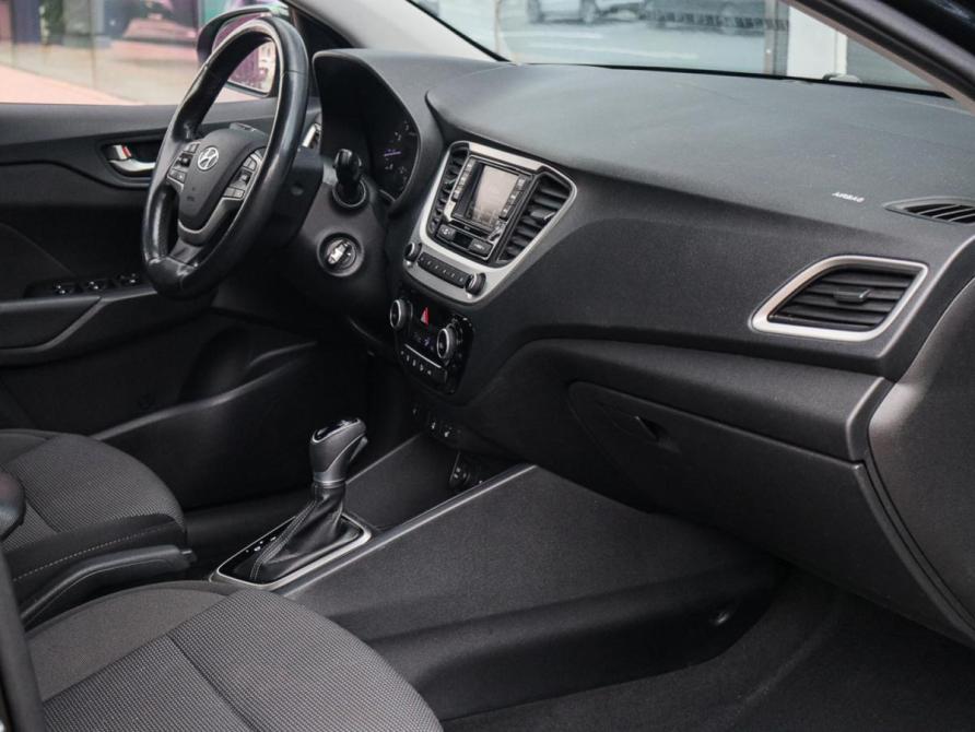 Hyundai Solaris II Москва  - изображение 7