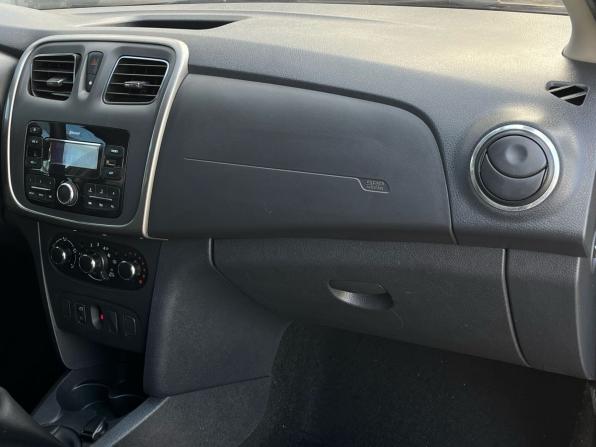 Renault Sandero II Рестайлинг с пробегом 2020 года, цена 950 000 рублей, 177330 км, хэтчбек, Автокод Объявления
