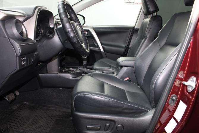 Toyota RAV4 IV (XA40) Рестайлинг с пробегом 2016 года, цена 2 600 000 рублей, 47431 км, внедорожник, Автокод Объявления