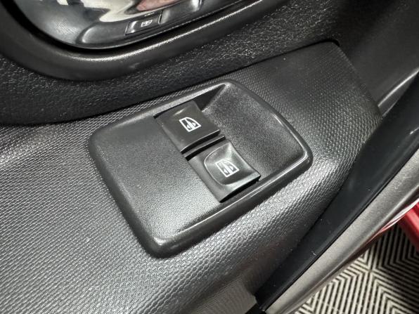 Renault Sandero II с пробегом 2014 года, цена 765 000 рублей, 158464 км, хэтчбек, Автокод Объявления