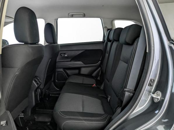 Mitsubishi Outlander III Рестайлинг 3 с пробегом 2019 года, цена 2 390 000 рублей, 53425 км, внедорожник, Автокод Объявления