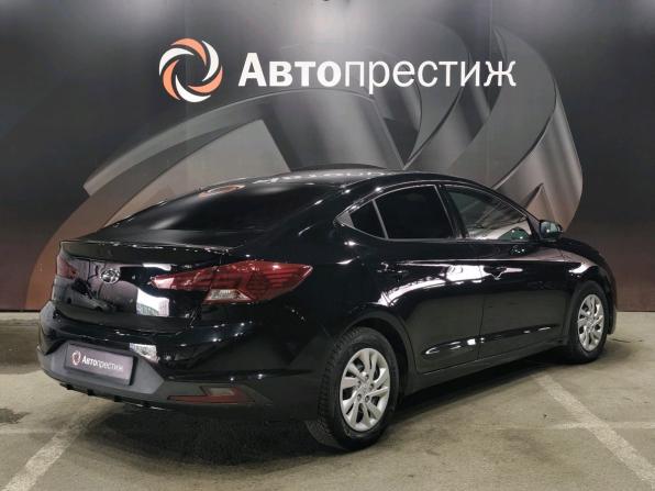 Hyundai Elantra VI (AD) Рестайлинг с пробегом 2018 года, цена 1 250 000 рублей, 170946 км, седан, Автокод Объявления