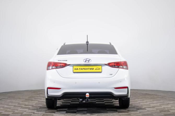 Hyundai Solaris II с пробегом 2018 года, цена 1 429 000 рублей, 175000 км, седан, Автокод Объявления