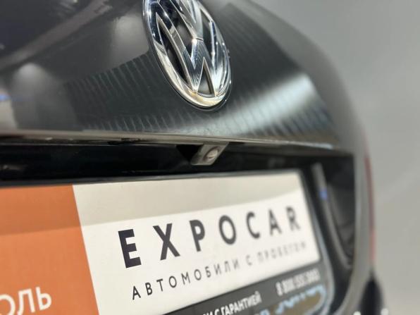 Volkswagen Polo V Рестайлинг с пробегом 2018 года, цена 1 230 000 рублей, 84000 км, седан, Автокод Объявления