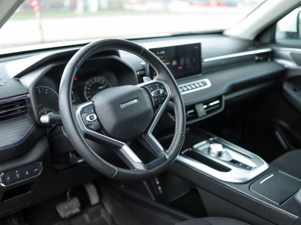 Haval Jolion I Рестайлинг с пробегом 2023 года, цена 2 039 000 рублей, 29601 км, внедорожник, Автокод Объявления