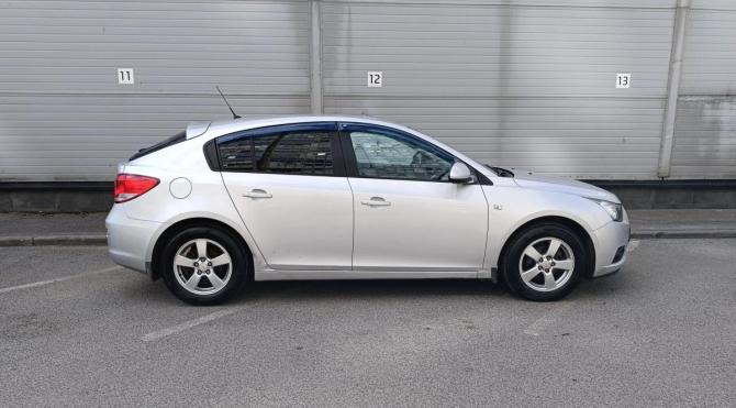 Chevrolet Cruze I с пробегом 2012 года, цена 579 000 рублей, 236701 км, хэтчбек, Автокод Объявления