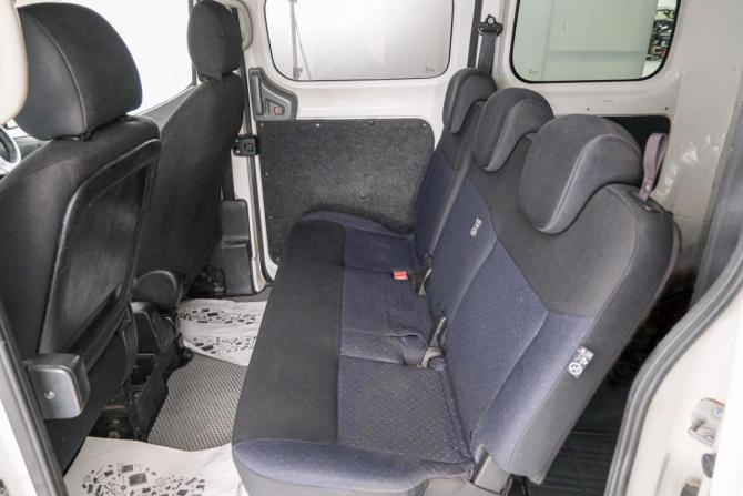 Mitsubishi Delica V с пробегом 2012 года, цена 1 049 000 рублей, 234958 км, минивэн, Автокод Объявления