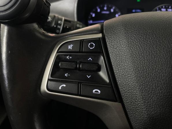 Hyundai Solaris II с пробегом 2019 года, цена 1 170 000 рублей, 114809 км, седан, Автокод Объявления