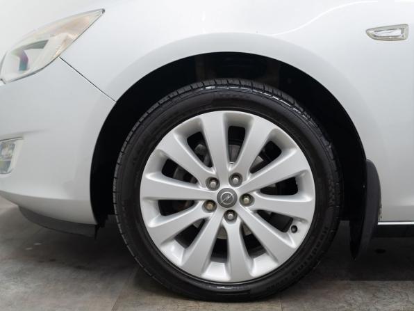 Opel Astra J с пробегом 2012 года, цена 825 000 рублей, 124000 км, хэтчбек, Автокод Объявления