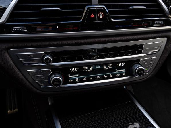 BMW 7 серии VI (G11/G12) Рестайлинг с пробегом 2020 года, цена 7 695 000 рублей, 79262 км, седан, Автокод Объявления