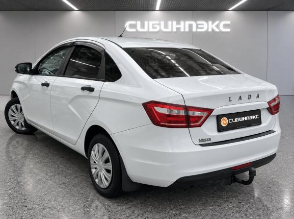Lada (ВАЗ) Vesta I с пробегом 2021 года, цена 879 000 рублей, 103790 км, седан, Автокод Объявления
