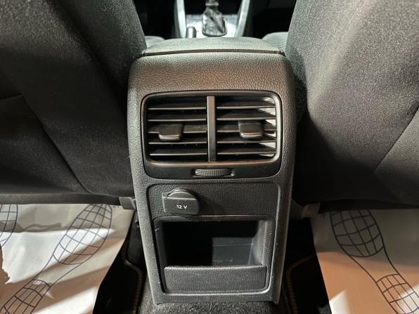 Volkswagen Jetta VI с пробегом 2012 года, цена 920 000 рублей, 172296 км, седан, Автокод Объявления