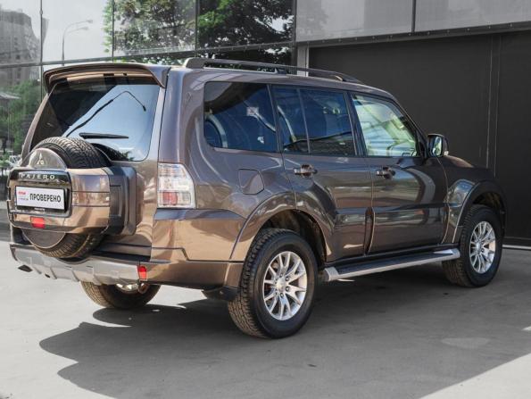 Mitsubishi Pajero IV Рестайлинг 1 с пробегом 2011 года, цена 2 550 000 рублей, 73288 км, внедорожник, Автокод Объявления