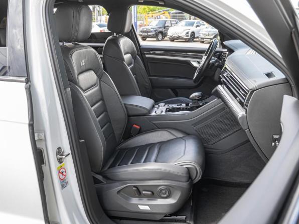 Volkswagen Touareg III с пробегом 2019 года, цена 4 950 000 рублей, 146480 км, внедорожник, Автокод Объявления