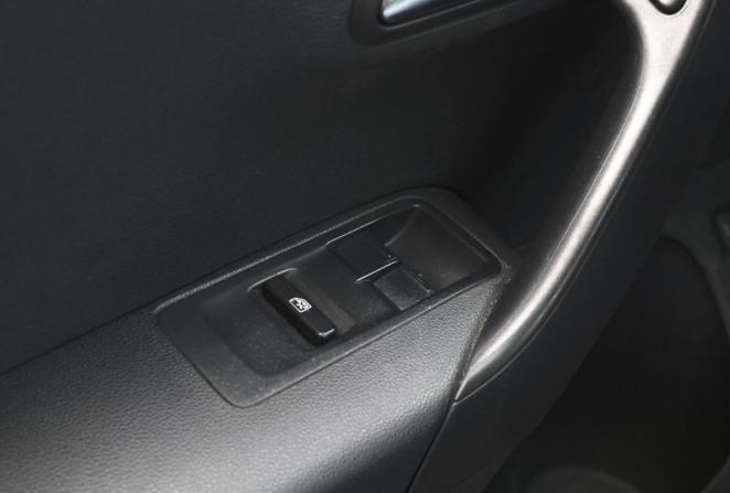 Volkswagen Polo V Рестайлинг с пробегом 2019 года, цена 1 310 000 рублей, 150484 км, седан, Автокод Объявления