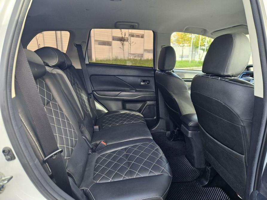 Mitsubishi Outlander III Рестайлинг 3 Санкт-Петербург  - изображение 14