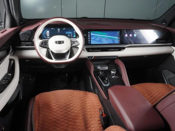 Geely Monjaro I с пробегом 2023 года, цена 3 399 000 рублей, 27870 км, внедорожник, Автокод Объявления