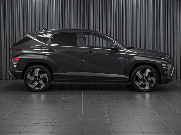 Hyundai Kona I Рестайлинг с пробегом 2023 года, цена 2 534 111 рублей, 26043 км, внедорожник, Автокод Объявления
