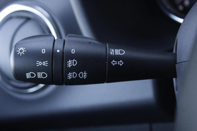 Renault Sandero II Рестайлинг с пробегом 2021 года, цена 1 425 000 рублей, 47386 км, хэтчбек, Автокод Объявления