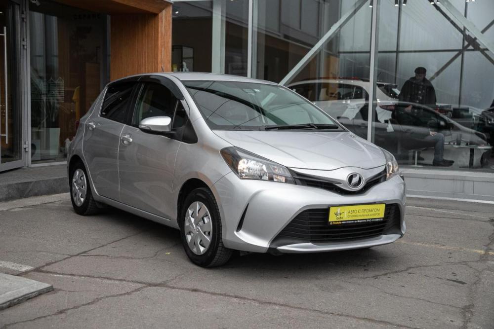 Toyota Vitz III (XP130) Рестайлинг Иркутск  - изображение 5