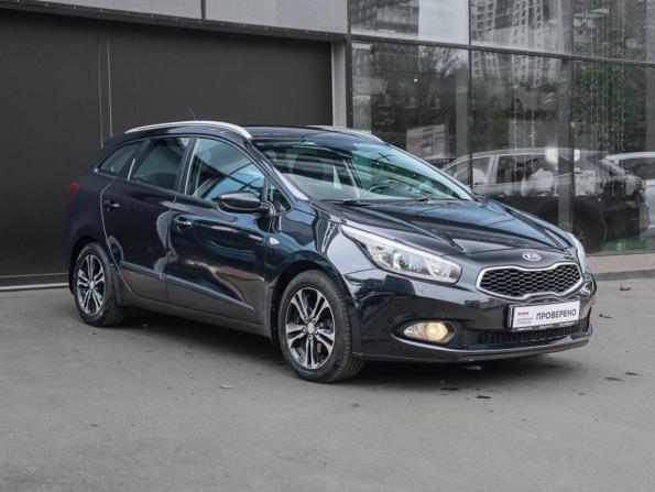 Kia Ceed II с пробегом 2015 года, цена 1 270 000 рублей, 106556 км, универсал, Автокод Объявления