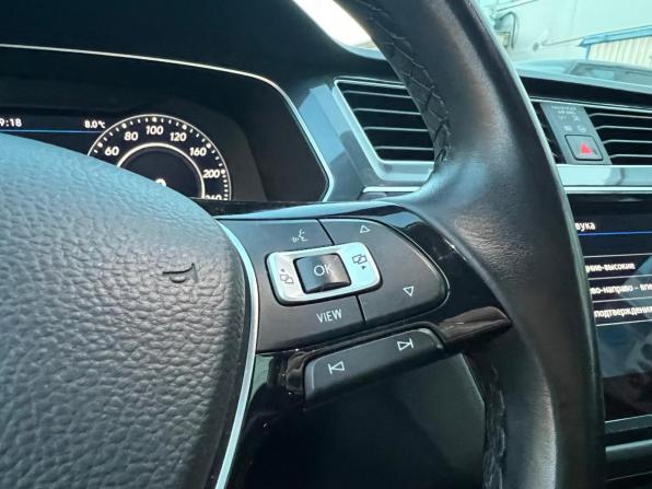 Volkswagen Tiguan II с пробегом 2018 года, цена 2 899 000 рублей, 90700 км, внедорожник, Автокод Объявления