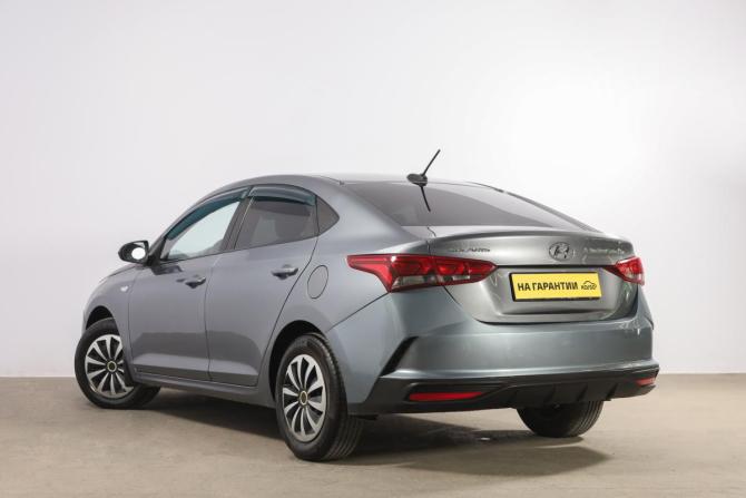 Hyundai Solaris II Рестайлинг с пробегом 2021 года, цена 1 099 000 рублей, 179004 км, седан, Автокод Объявления