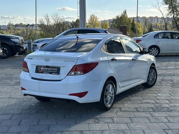 Hyundai Solaris I Рестайлинг с пробегом 2015 года, цена 724 000 рублей, 207137 км, седан, Автокод Объявления