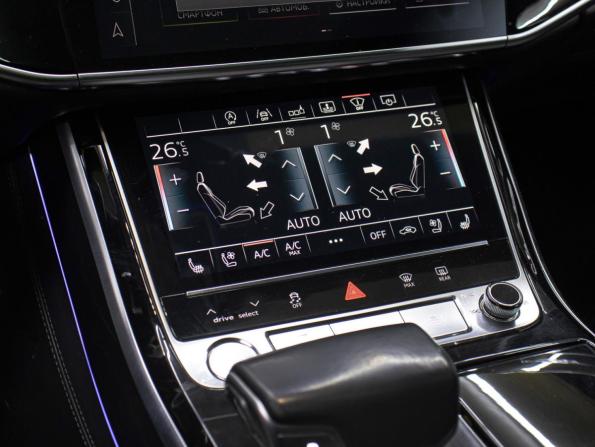 Audi A8 IV (D5) с пробегом 2018 года, цена 3 598 000 рублей, 240000 км, седан, Автокод Объявления