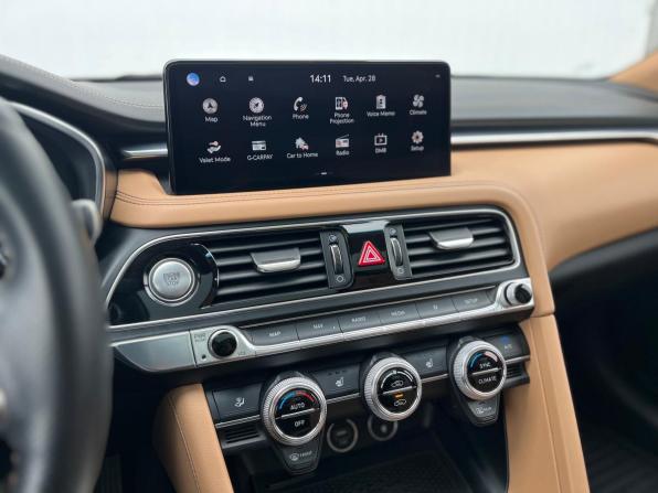 Genesis G70 I Рестайлинг с пробегом 2021 года, цена 2 950 000 рублей, 54000 км, седан, Автокод Объявления