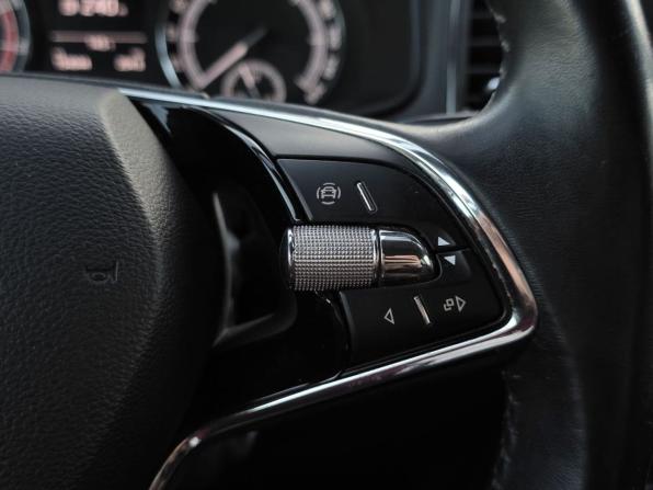 Skoda Karoq I с пробегом 2021 года, цена 1 847 000 рублей, 154044 км, внедорожник, Автокод Объявления