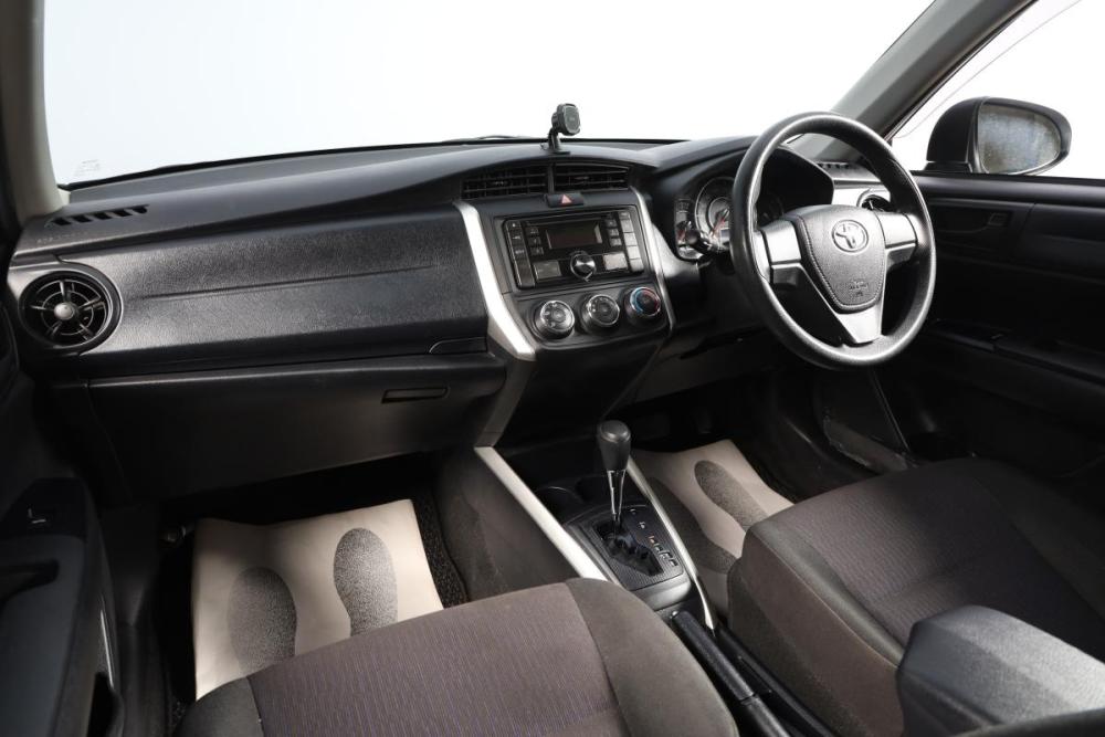 Toyota Corolla XI (E160 E170) Рестайлинг 2 Новосибирск  - изображение 8