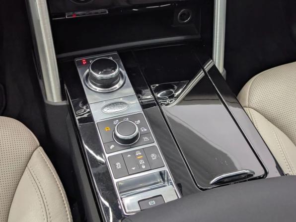 Land Rover Discovery V с пробегом 2019 года, цена 3 699 000 рублей, 135000 км, внедорожник, Автокод Объявления