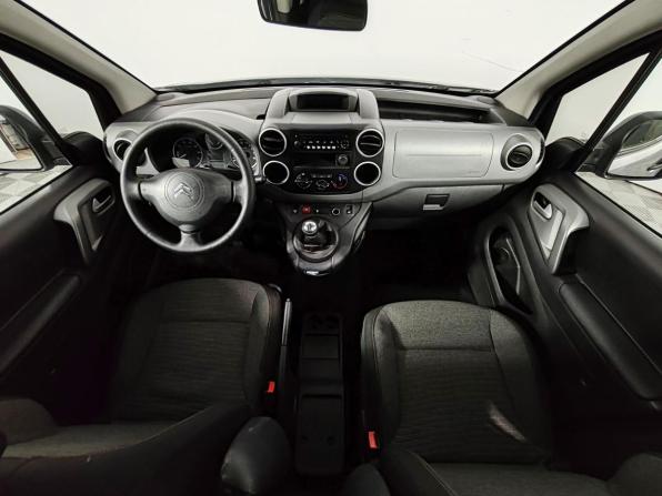 Citroen Berlingo II Рестайлинг 2 с пробегом 2017 года, цена 1 075 000 рублей, 174145 км, компактвэн, Автокод Объявления