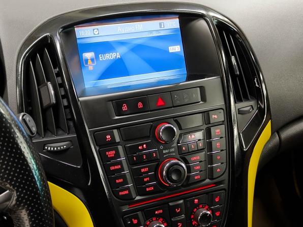 Opel Astra J Рестайлинг с пробегом 2013 года, цена 609 800 рублей, 201381 км, хэтчбек, Автокод Объявления