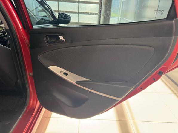 Hyundai Solaris I с пробегом 2011 года, цена 549 000 рублей, 180000 км, седан, Автокод Объявления