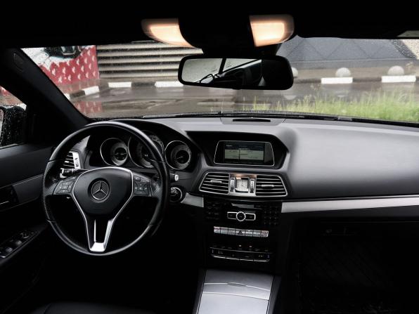 Mercedes-Benz E-Класс IV (W212 S212 C207) Рестайлинг с пробегом 2013 года, цена 2 030 000 рублей, 111065 км, купе-хардтоп, Автокод Объявления