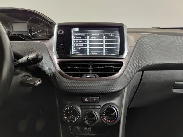 Peugeot 2008 I с пробегом 2014 года, цена 730 000 рублей, 206845 км, внедорожник, Автокод Объявления